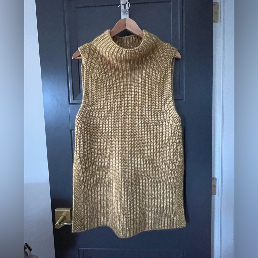 Sweater Vest